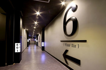 Seven Hotel