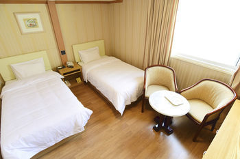 Utopia Hotel