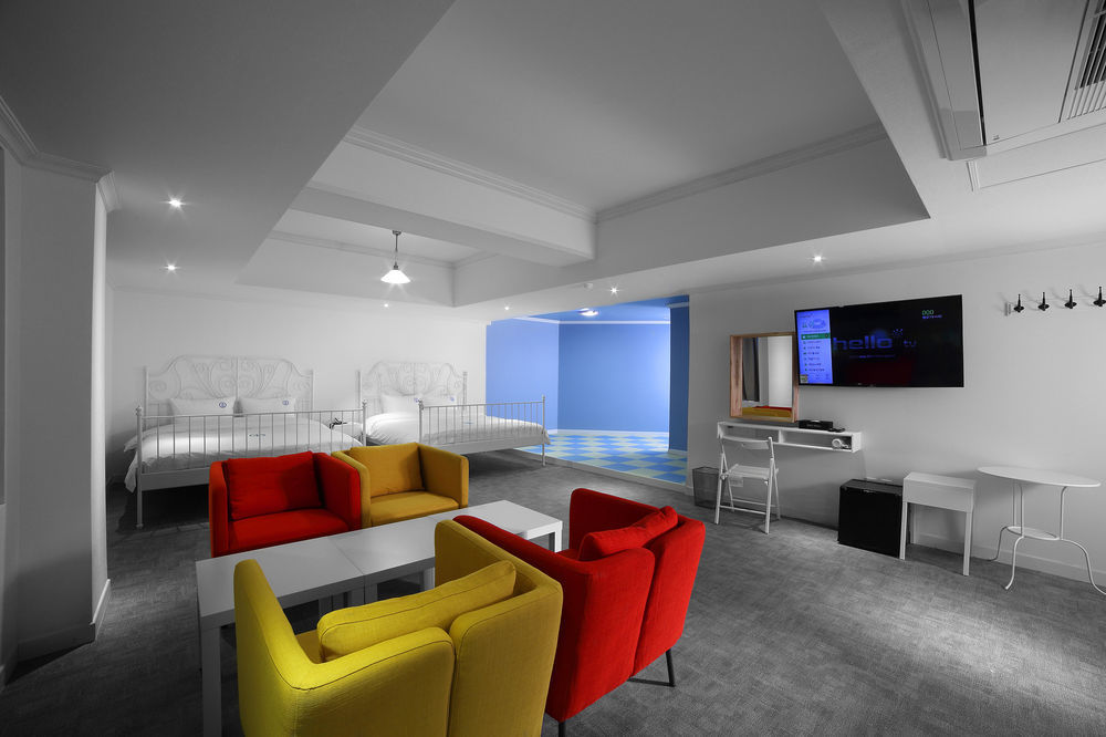 Hillside Hotel