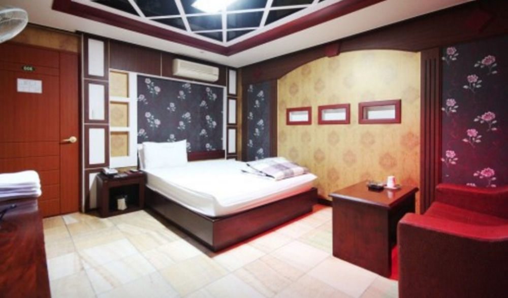 Plus Motel 2* Busan