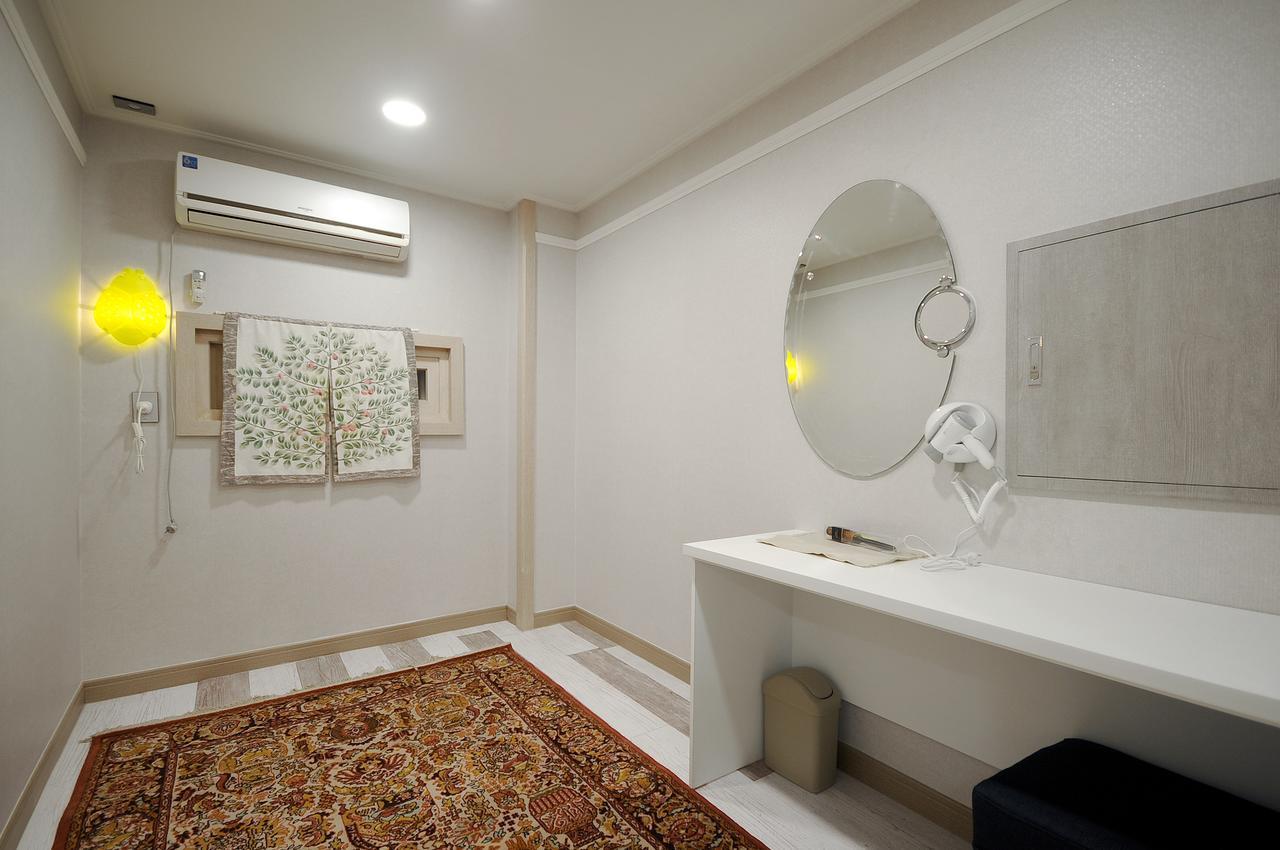 Family Hotel Busan