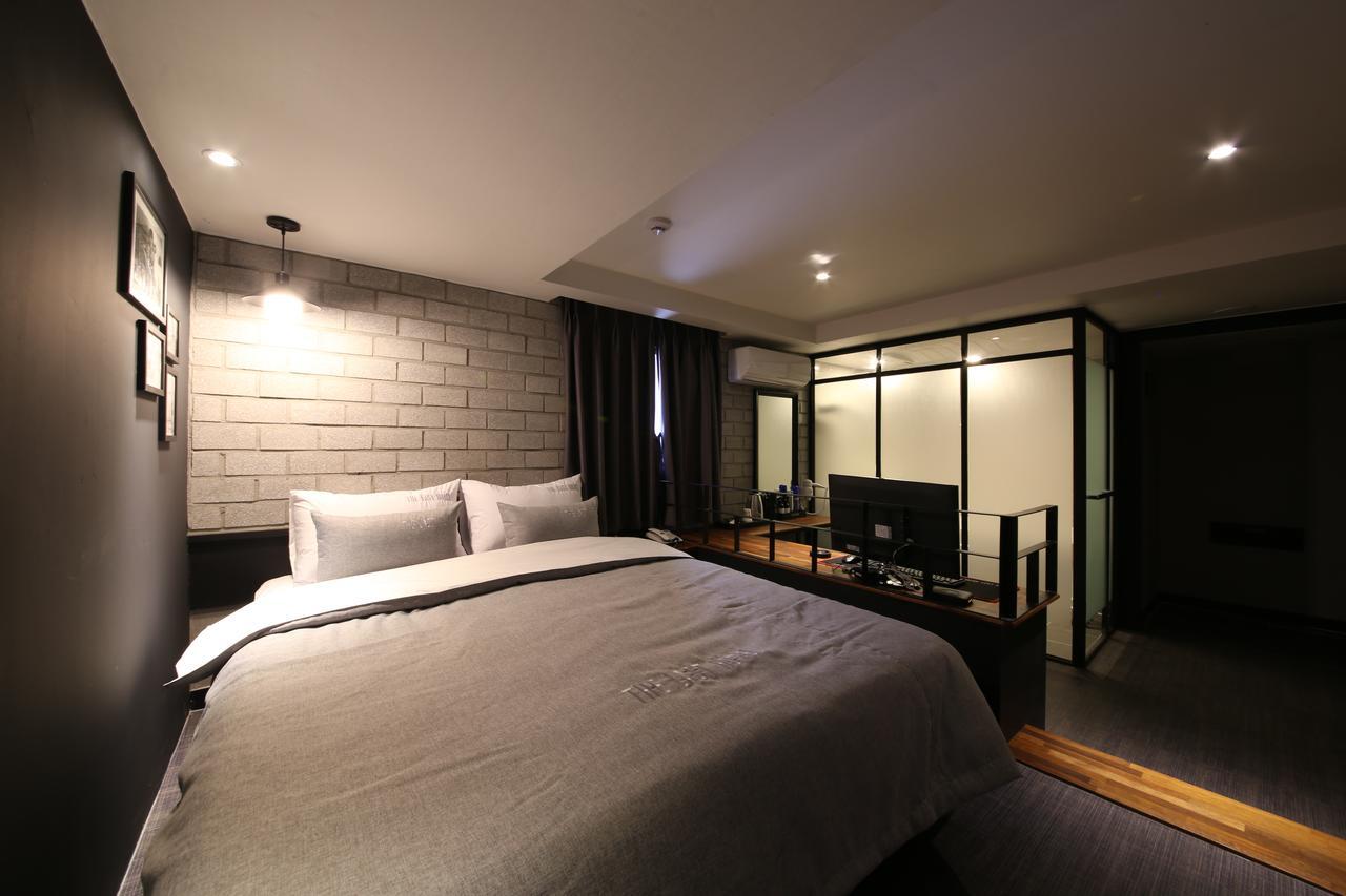 The Last Nampo Hotel 2*
