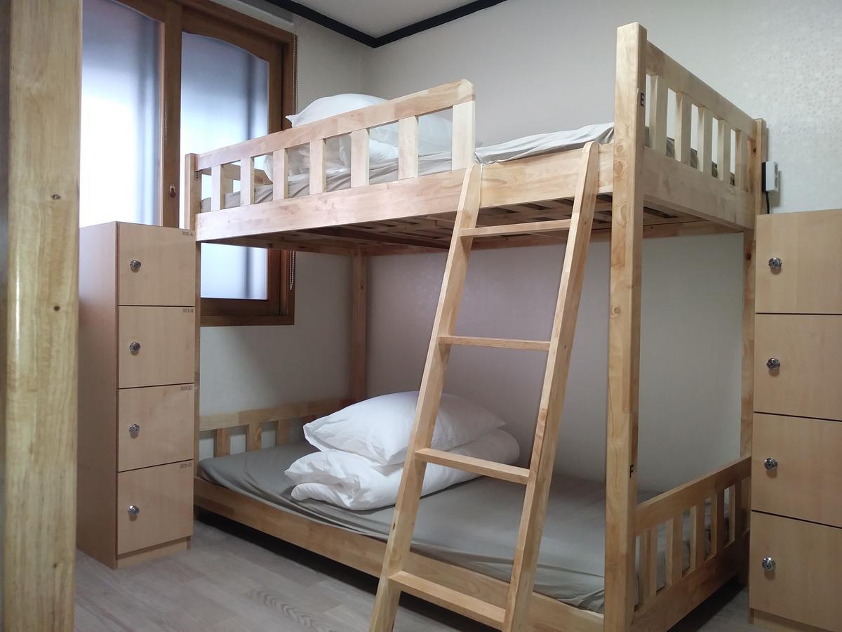 Backpackers * Busan