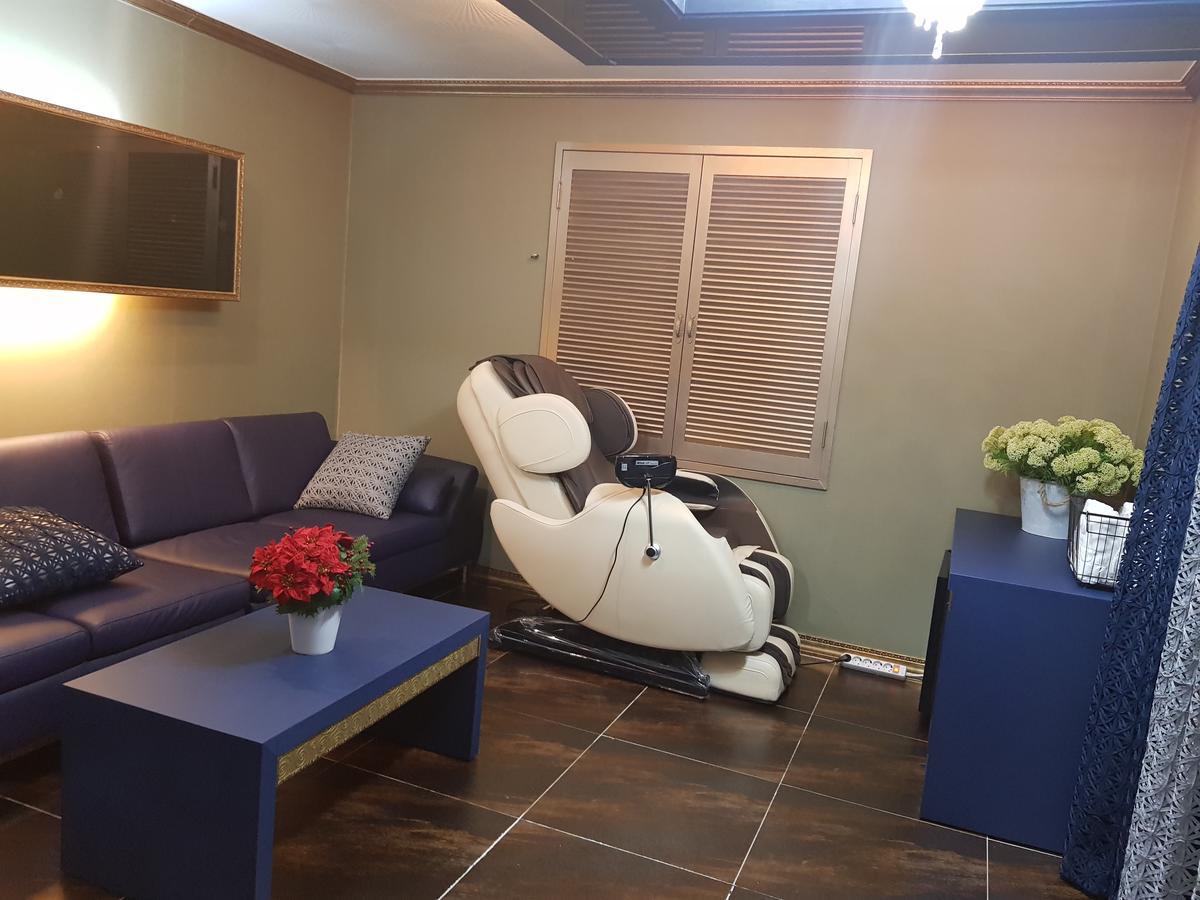 Hotel Business Gangseo