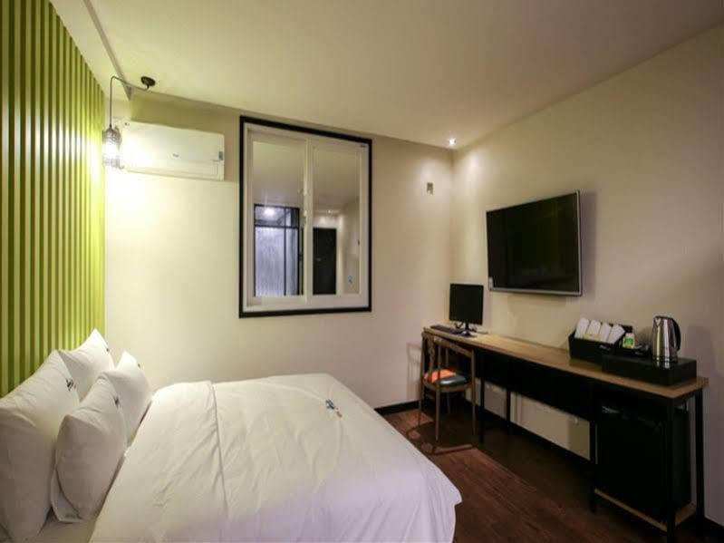 Hotel New Stars Aria 3* Busan