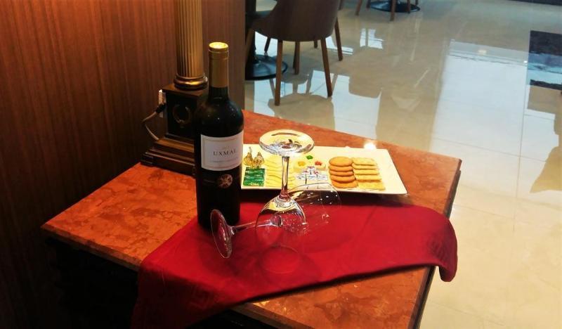 Dawn Hotel 3*