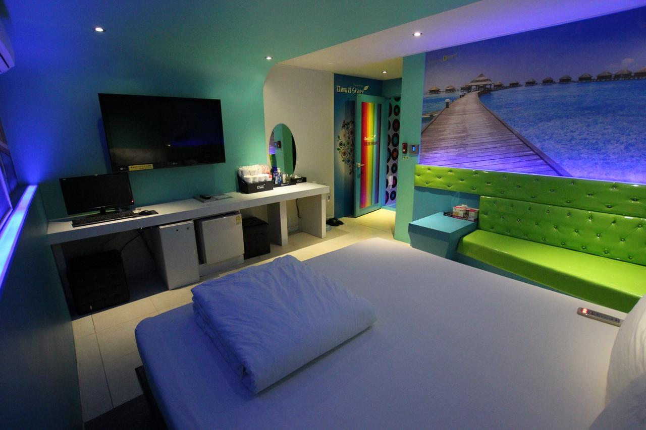 Motel V1 2*