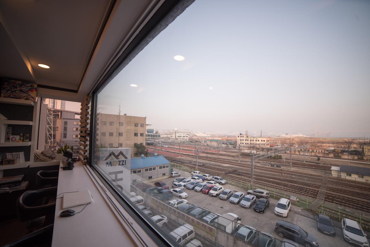 Mozzihostel Station Nhà trọ Busan