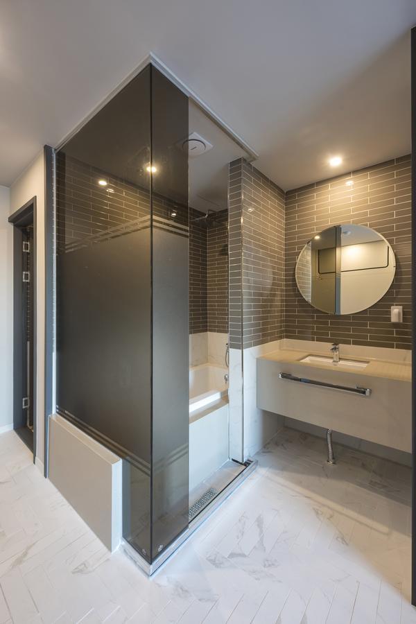 Brown-Dot Hotel Guseo Hotel