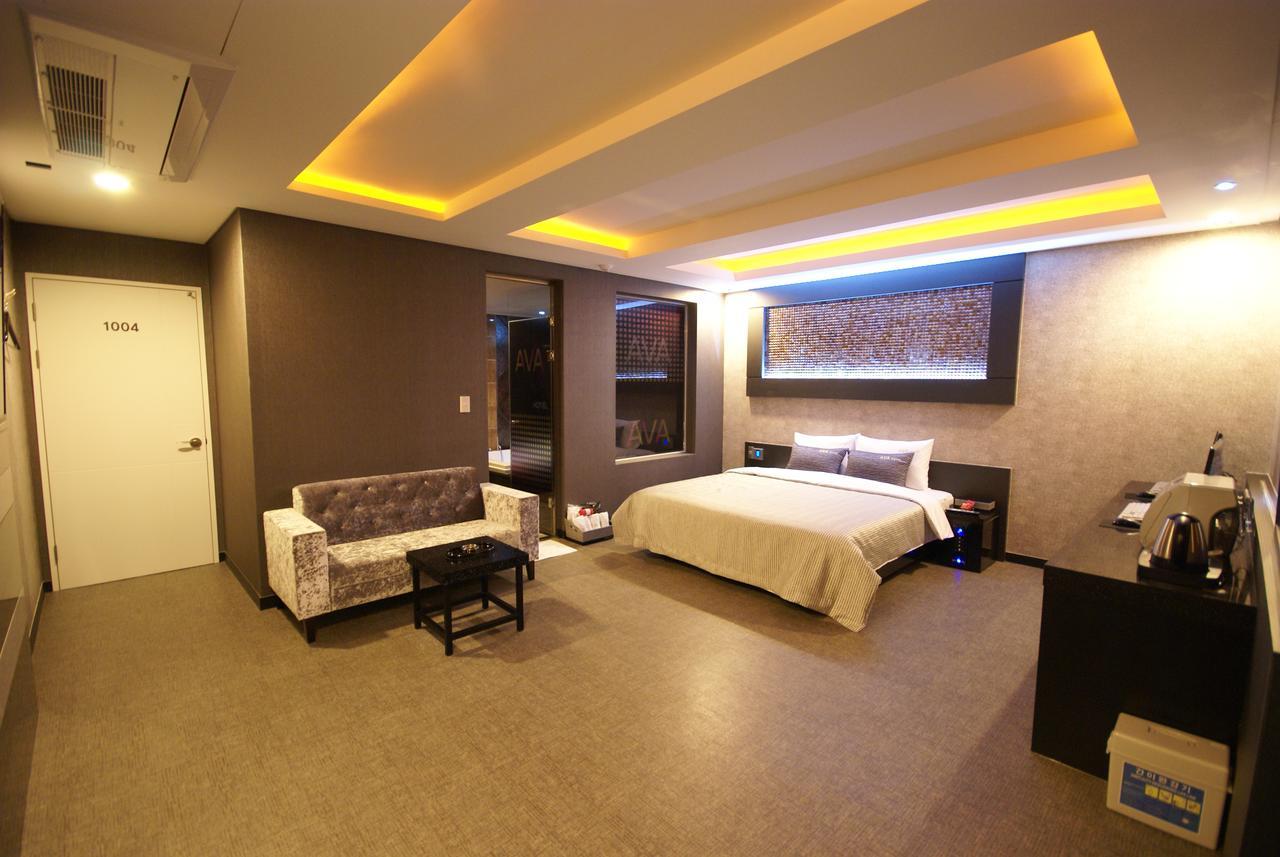 H Moment Songjeong Busan
