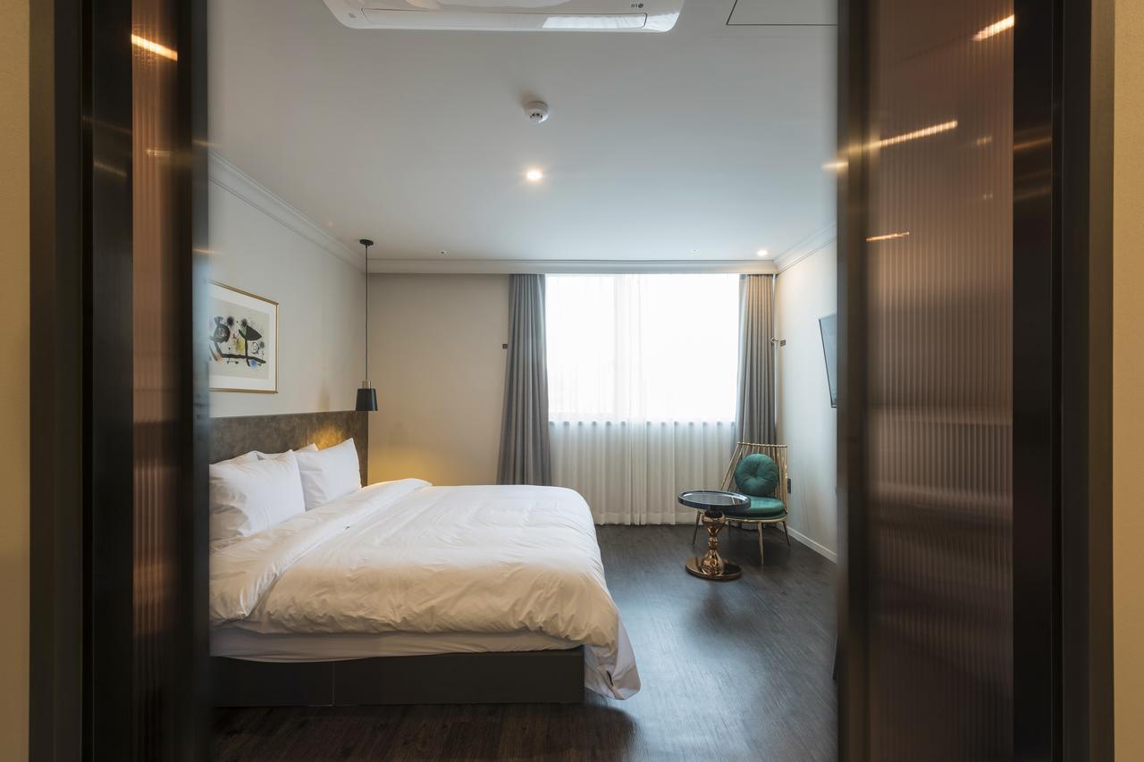 Brown-Dot Hotel Guseo 3*