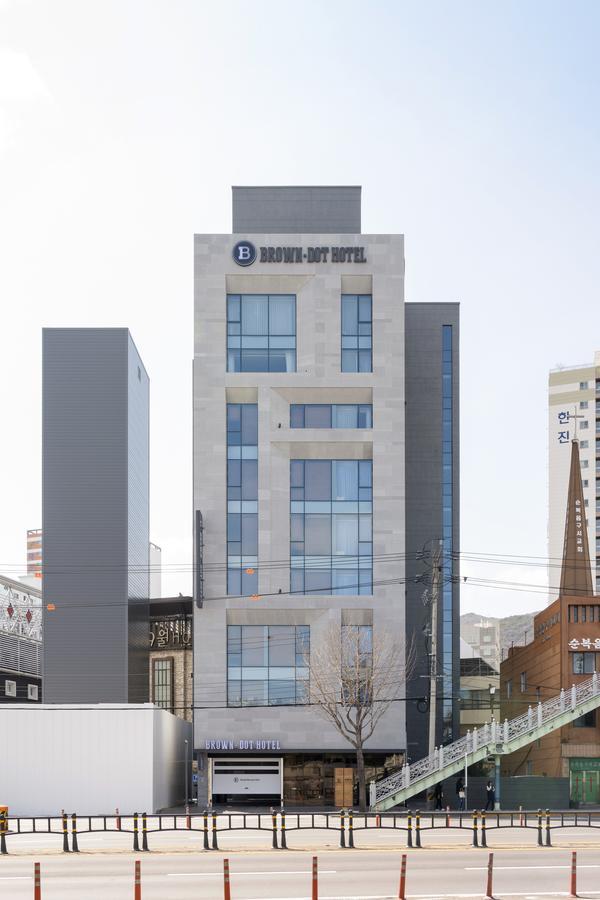 Hotel Brown-Dot Hotel Guseo