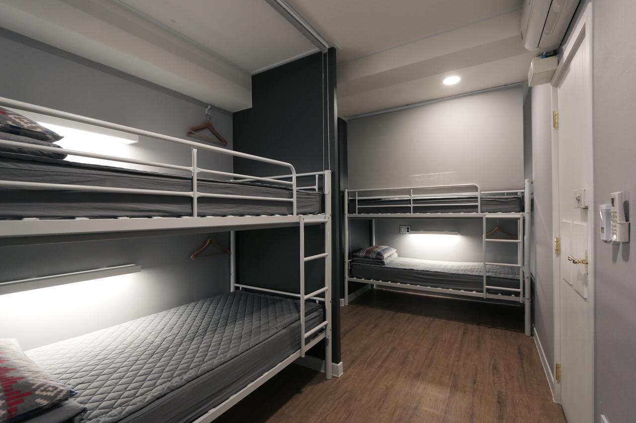 Hostel Blueboat Haeundae *