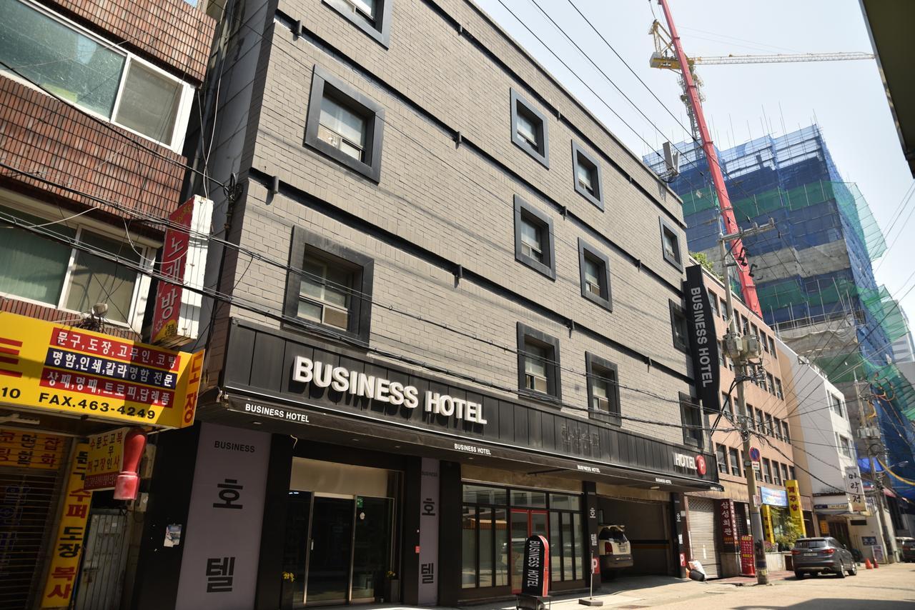 Motel Business Station Busan
