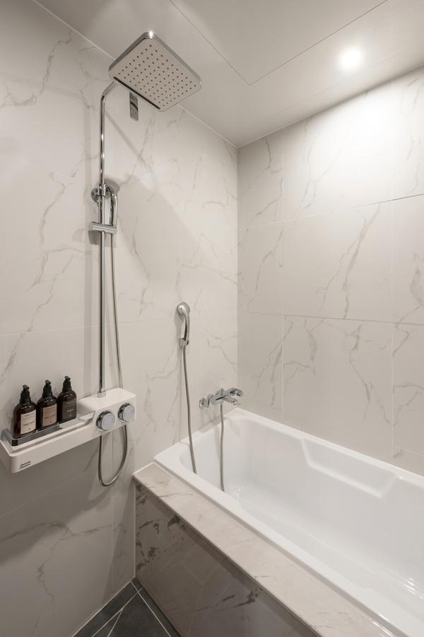 Hotel Brown-dot Gupo 2*