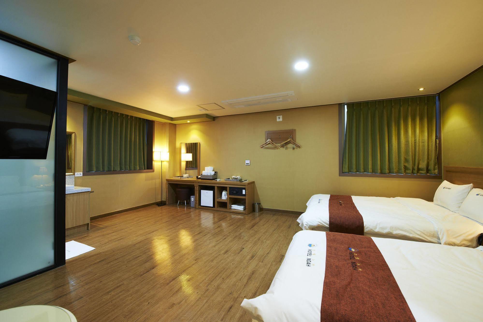 Noah 3* Busan