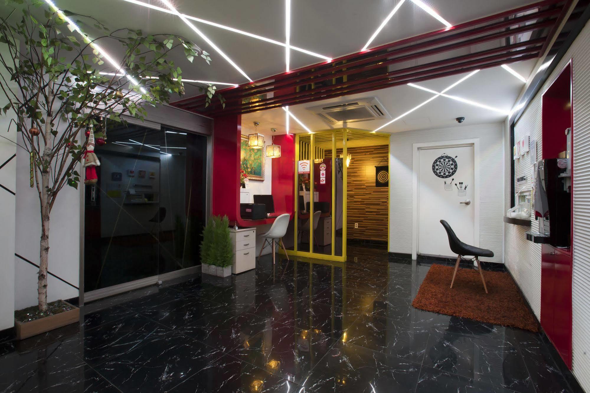 Hotel Max 2*