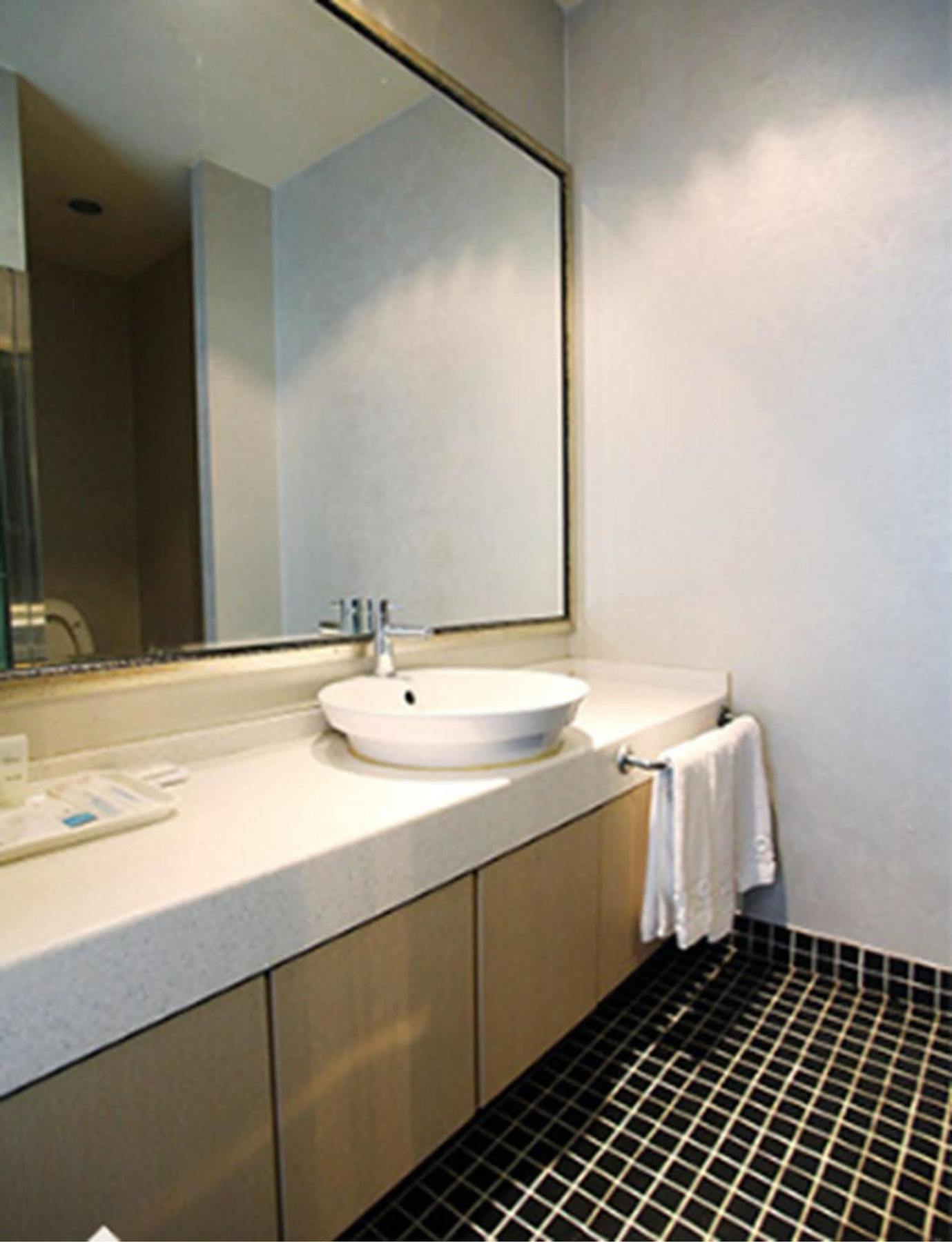 Mipo Oceanside