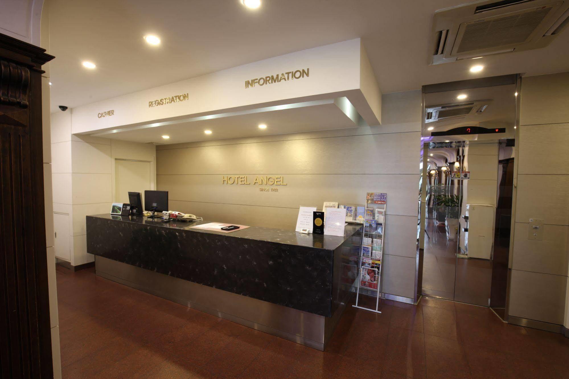 Angel Hotel 3*