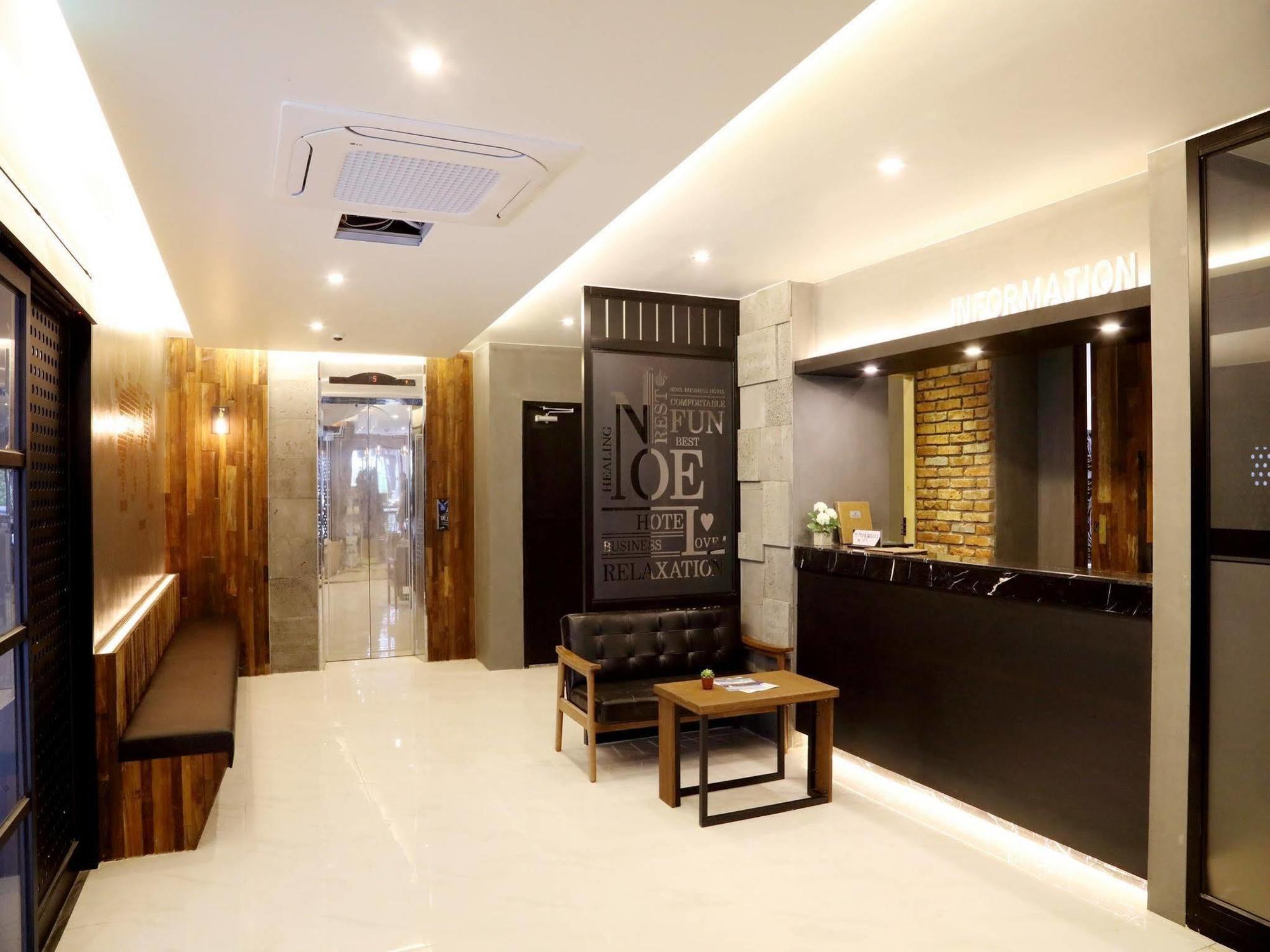 Hotel Noel Business