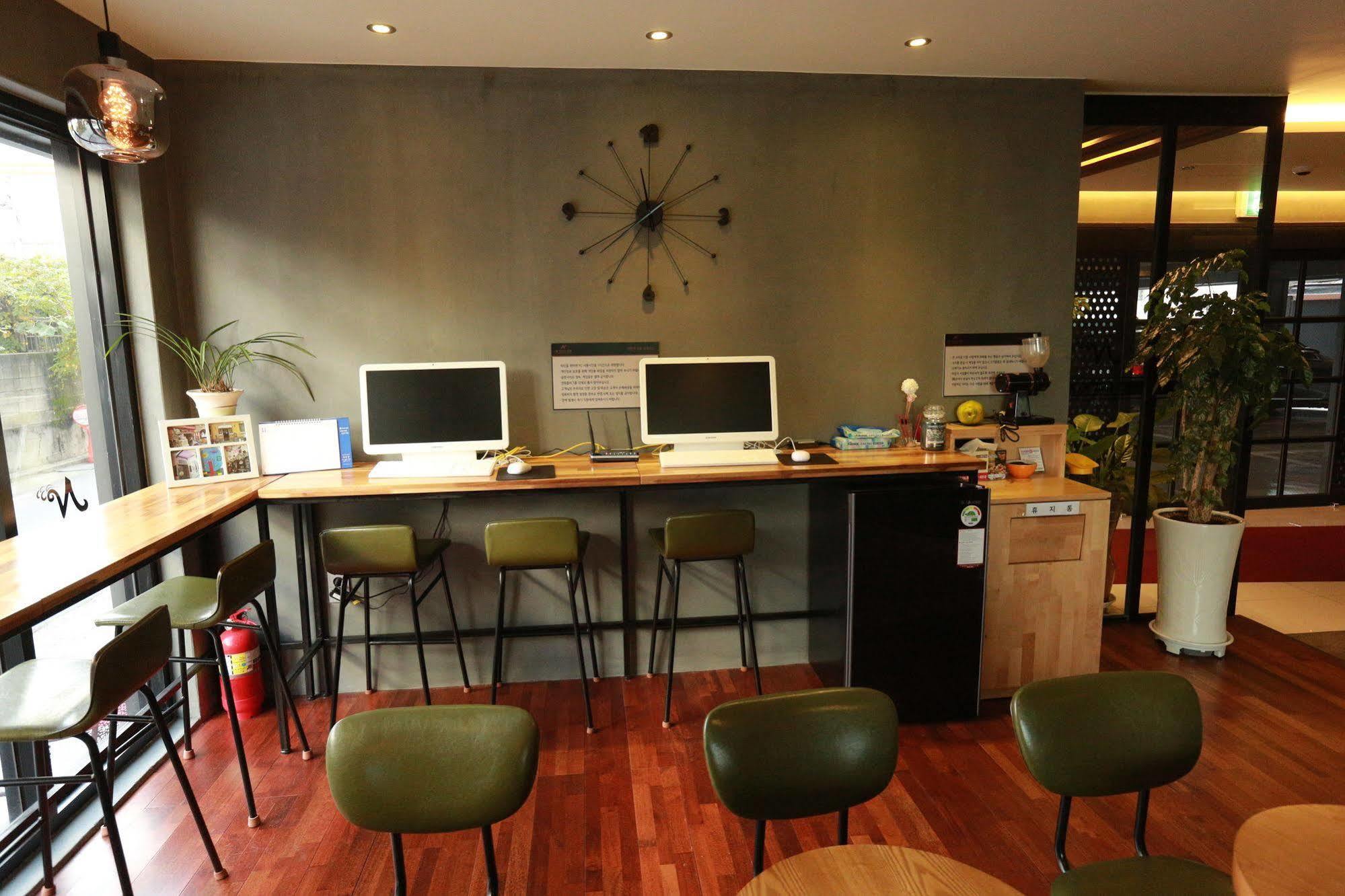 Noel Business Busan