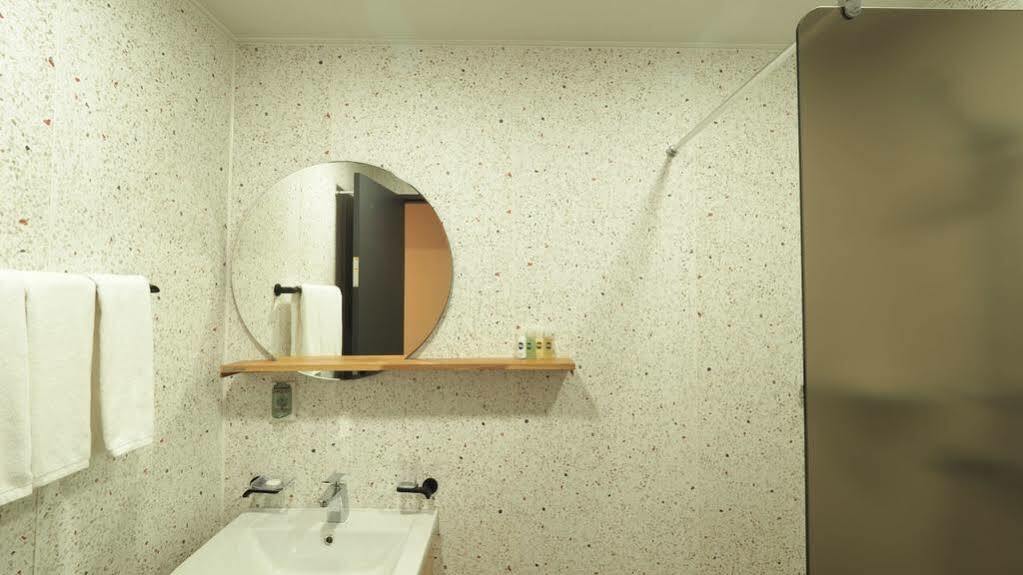 Mipo Oceanside Hotel 2*