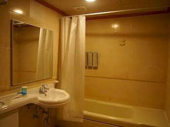 Hotel Hillside 3*
