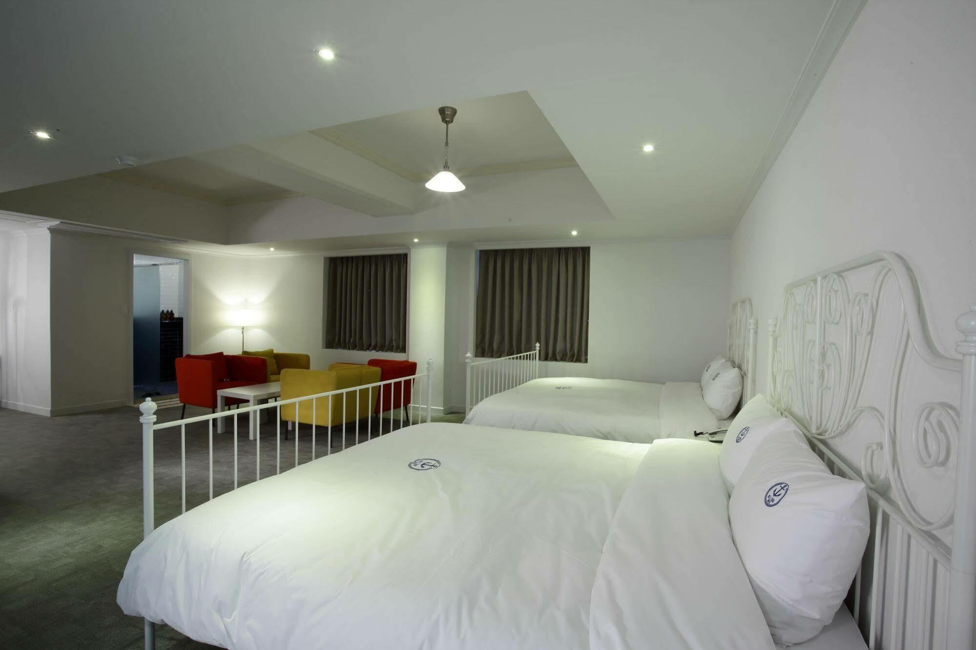 Hillside 3*
