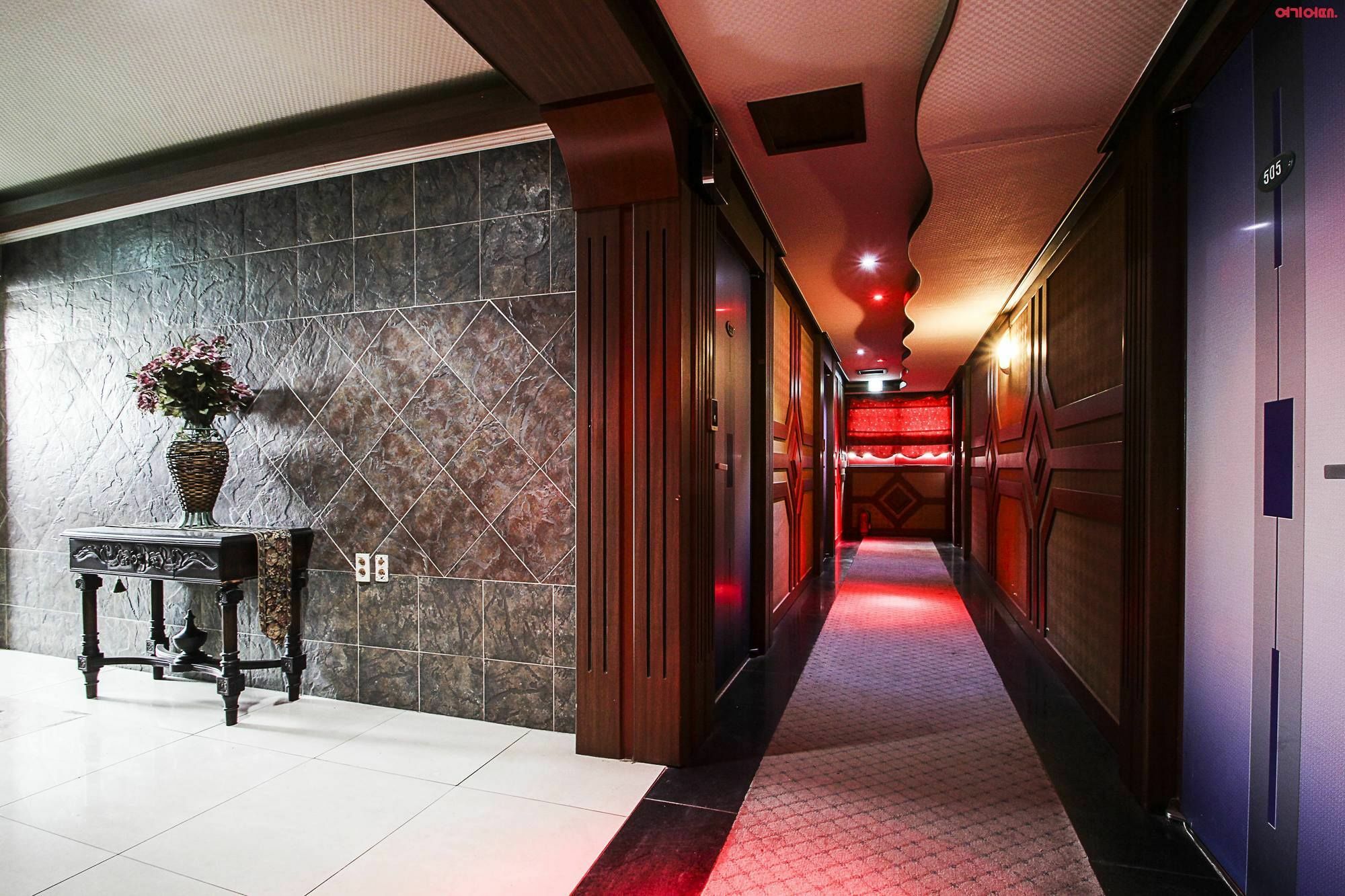 Plus Motel 2*