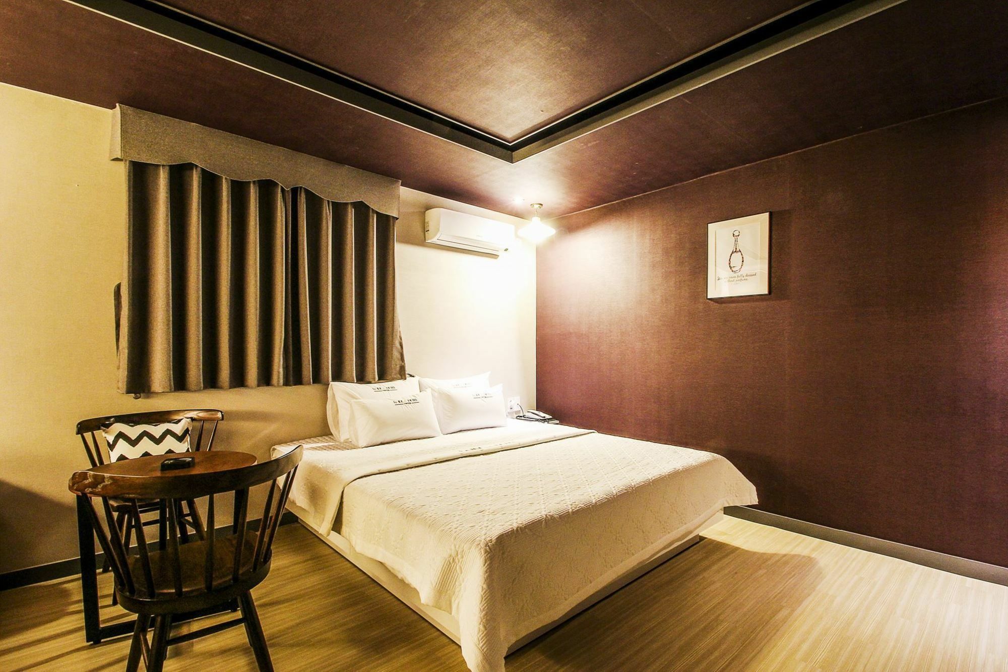 Le Idea Motel