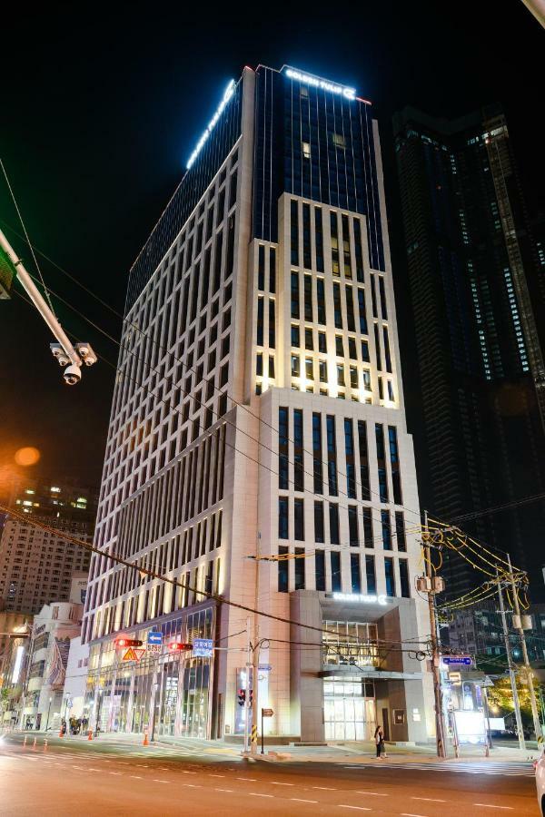 Golden Tulip Haeundae & 4* Busan