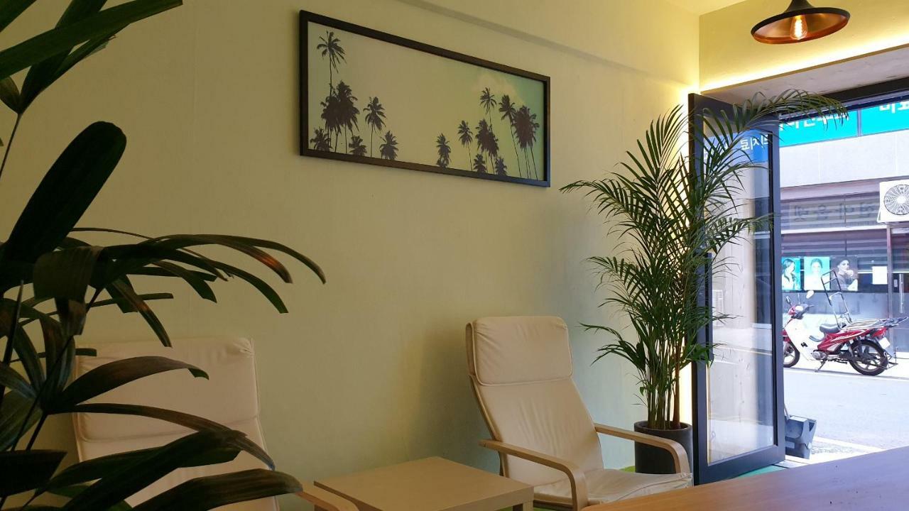 Hostel Backpackers Busan