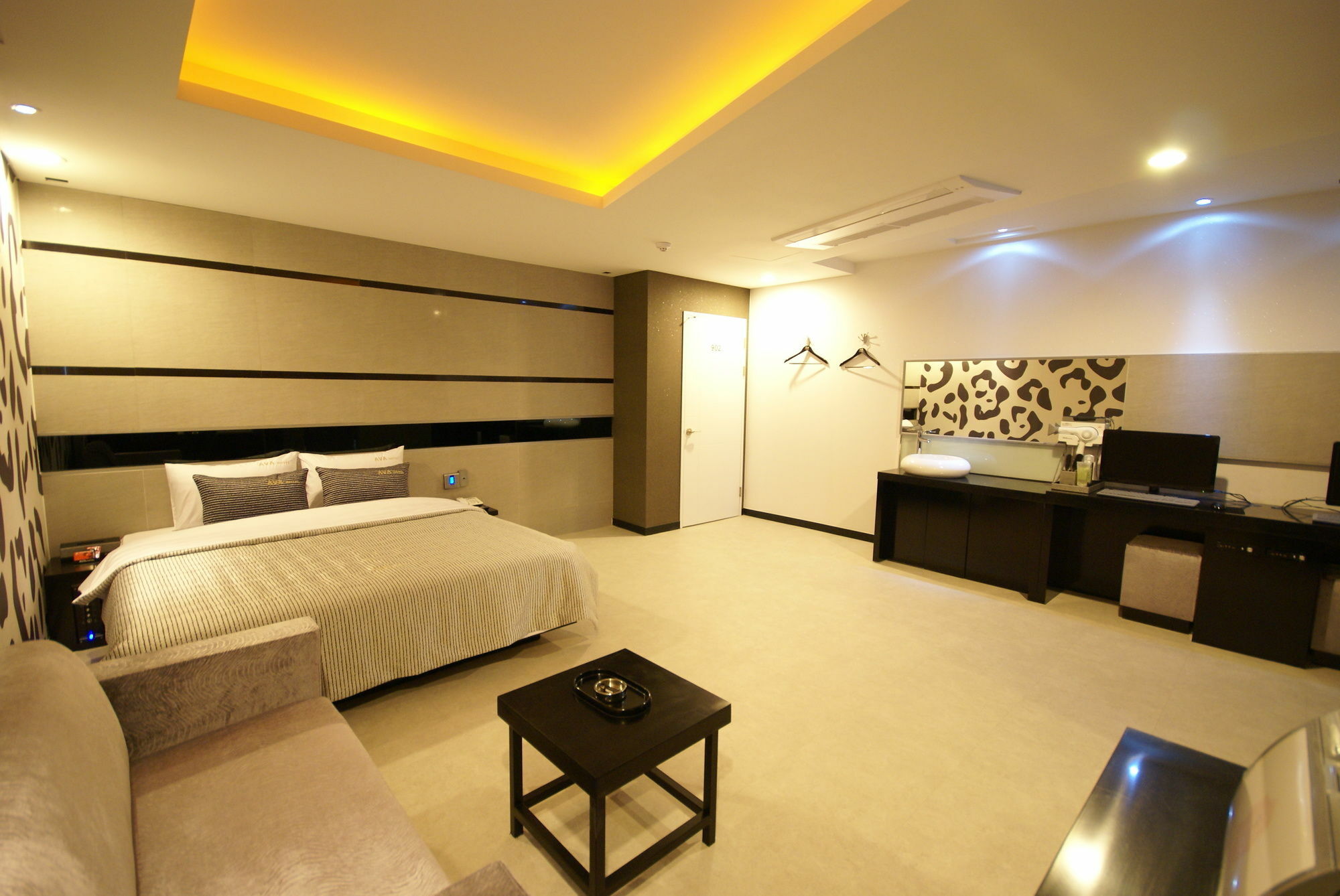 H Moment Songjeong Hotel 3*