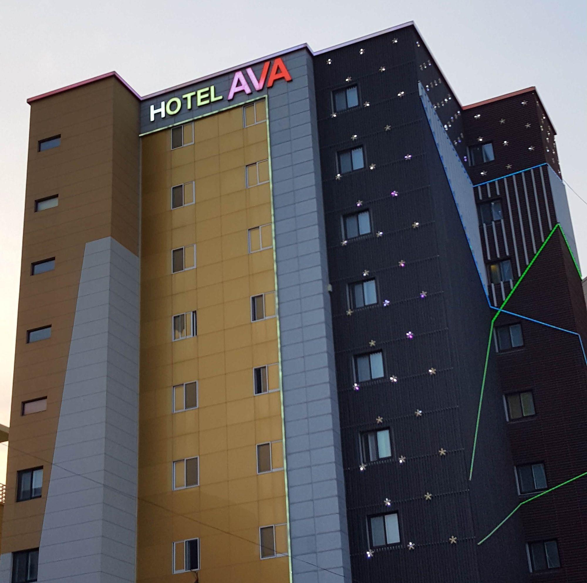 Hotel H Moment Songjeong 3*