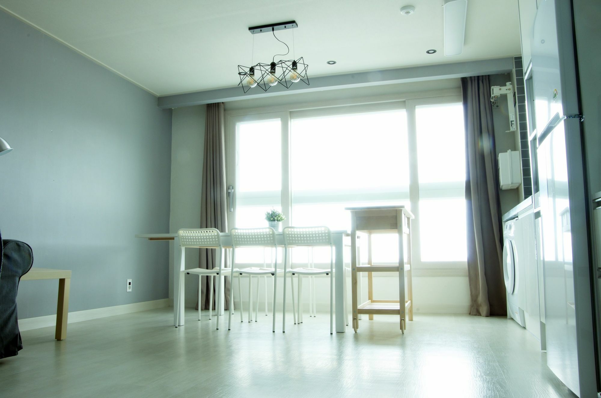 Terrace *