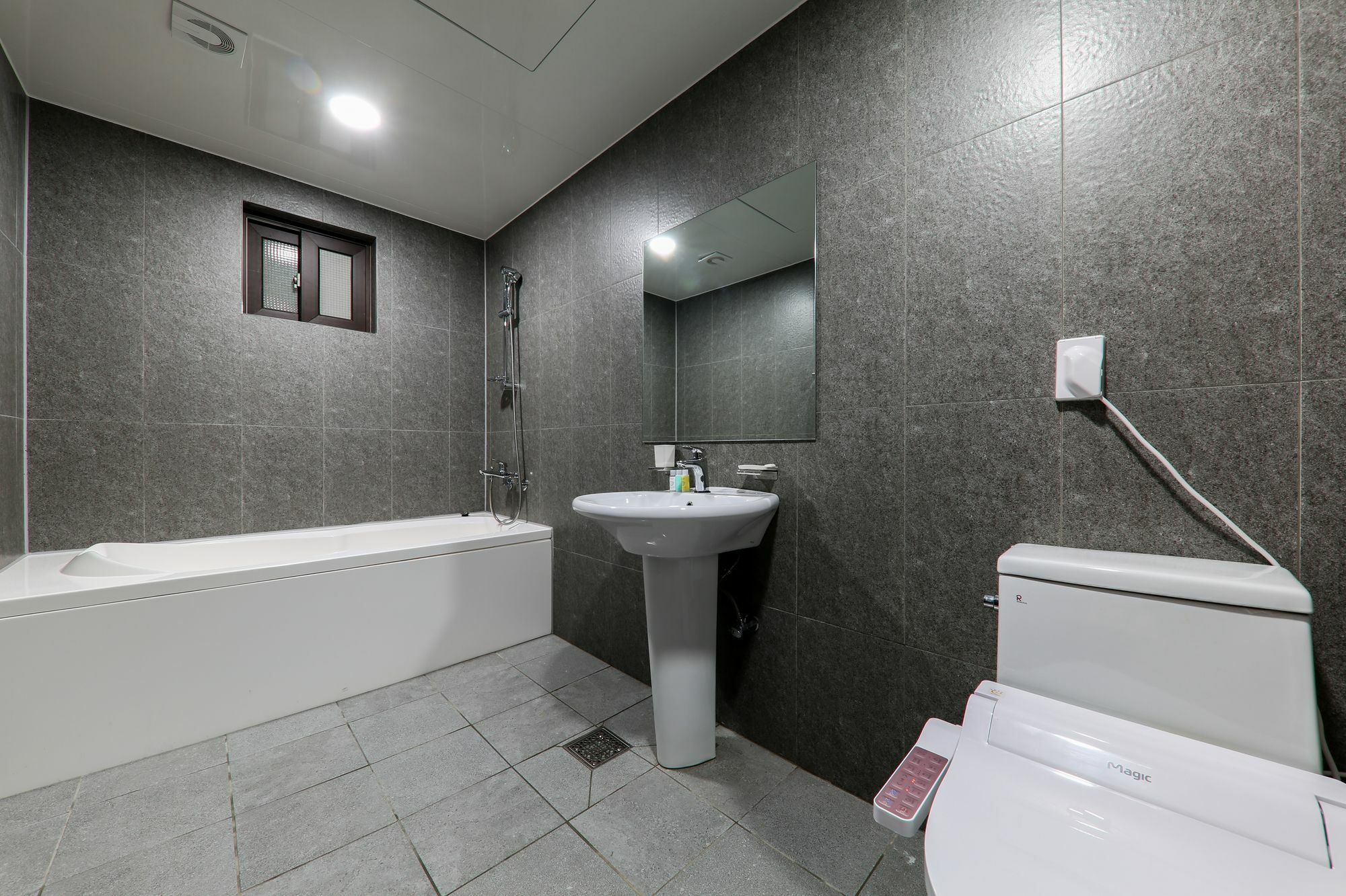 Hotel Bcent Busan