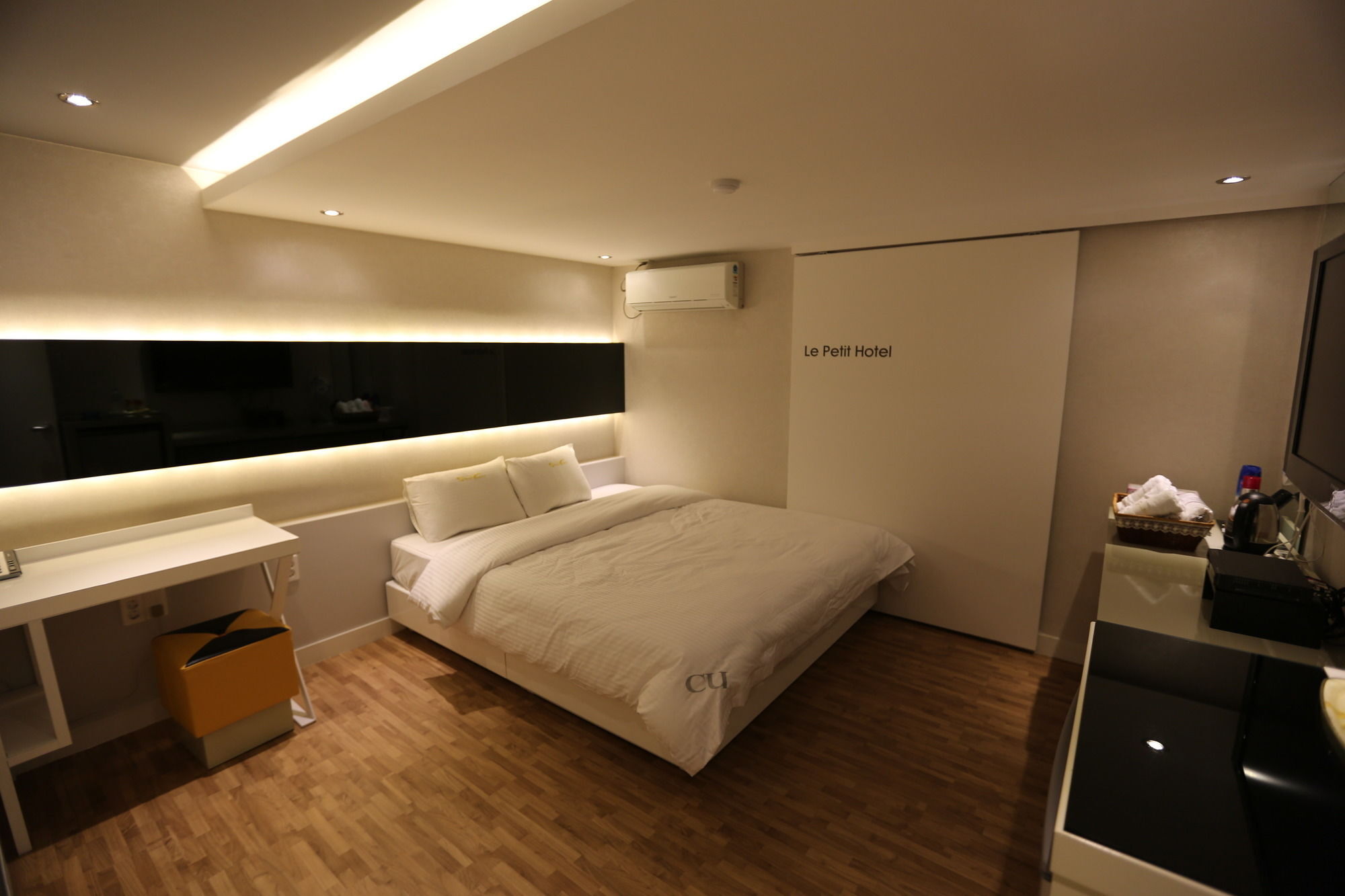 Hotel Cu 2*