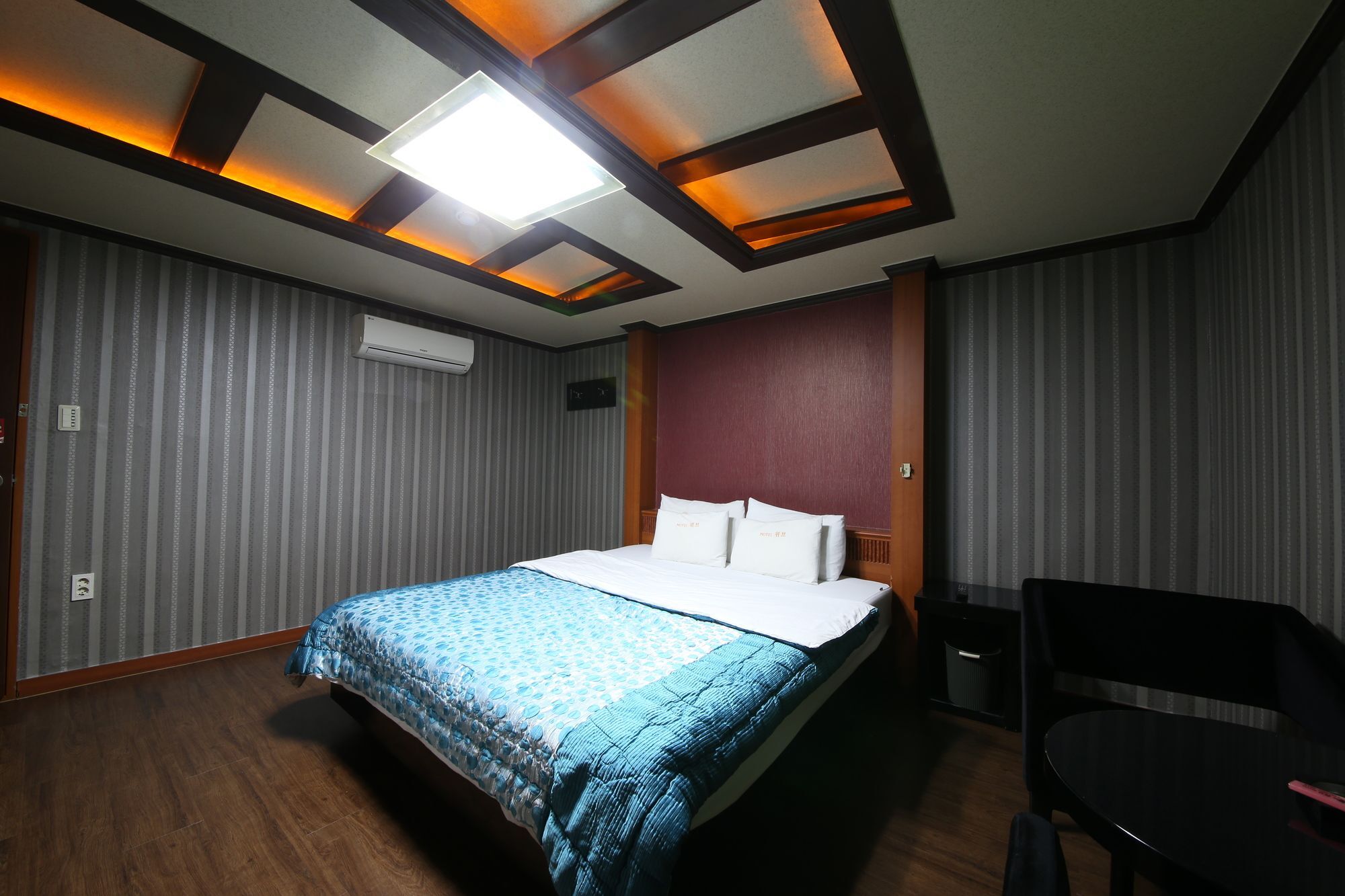 Hotel We've 2*