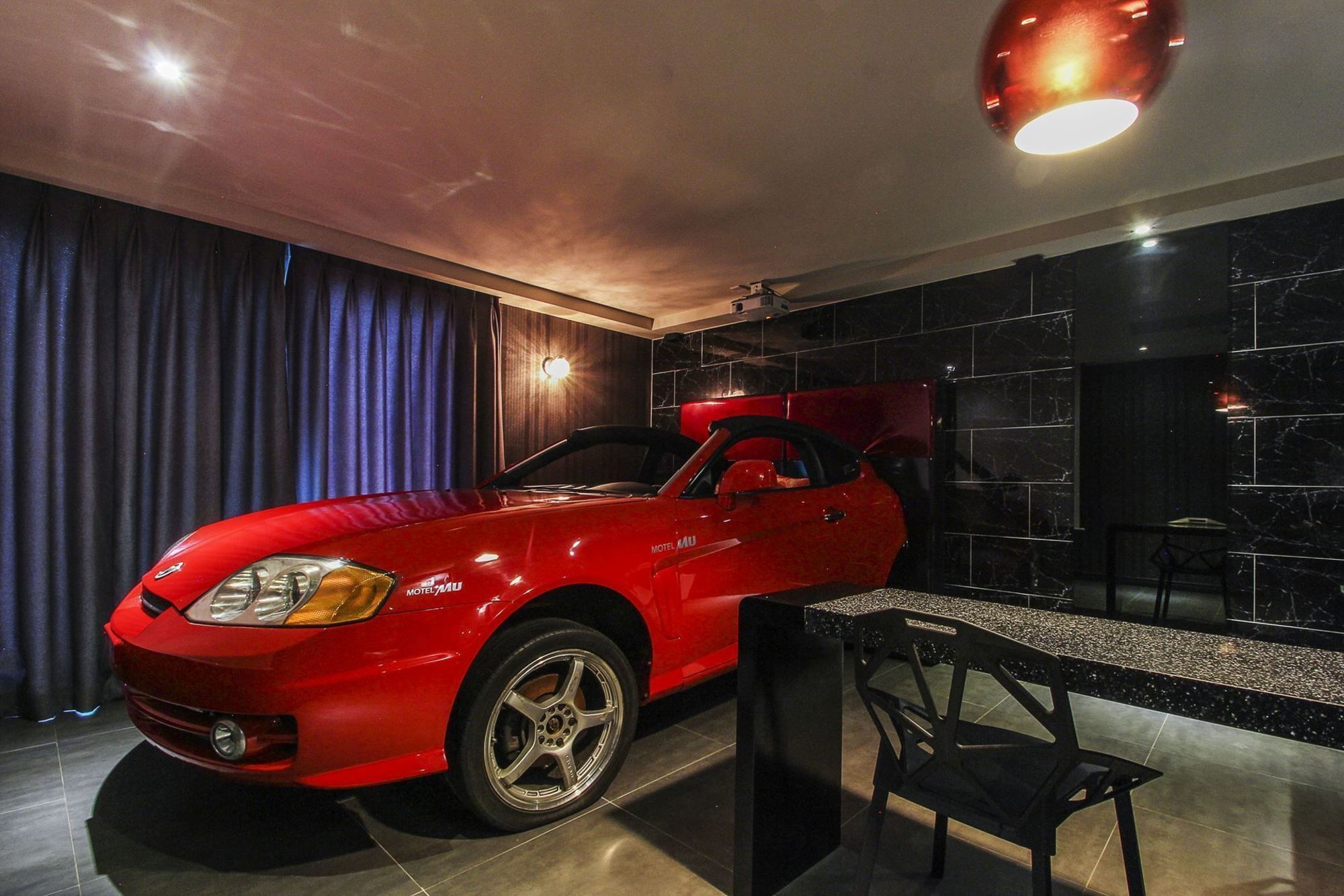 Mu Motel