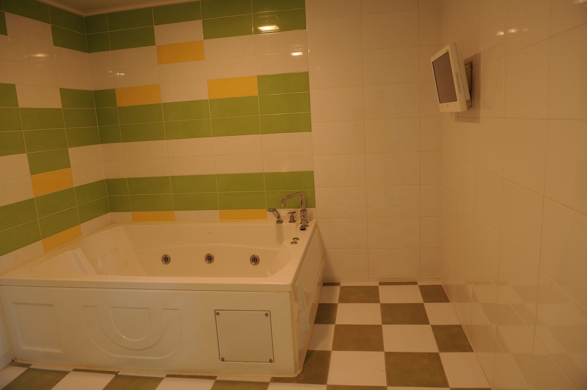 Kangseo S Motel 2*