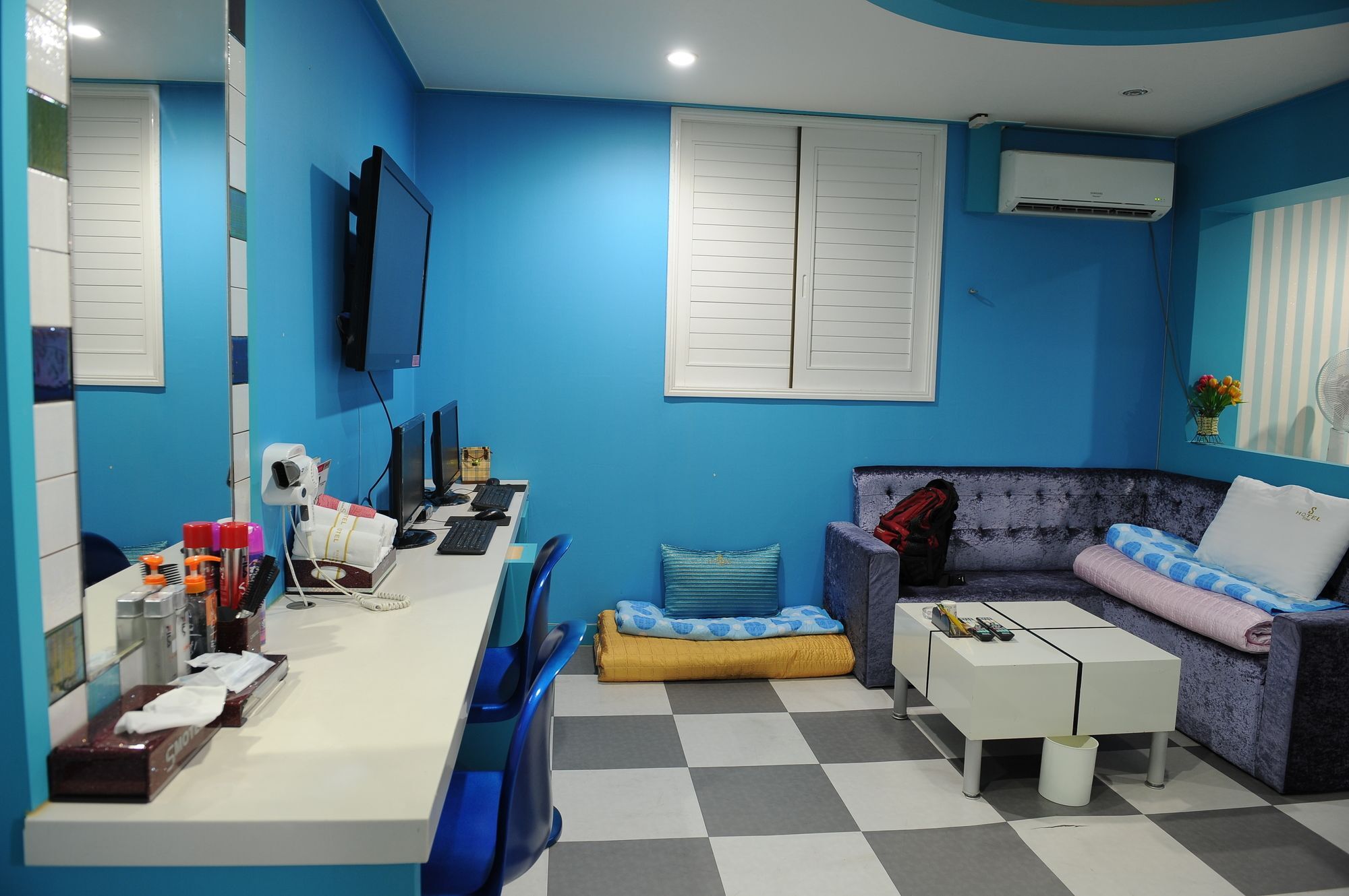 Motel Kangseo S 2*