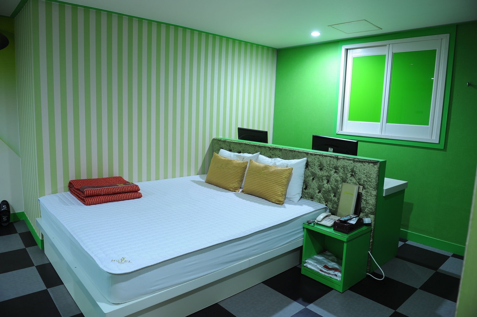 Kangseo S 2* Busan