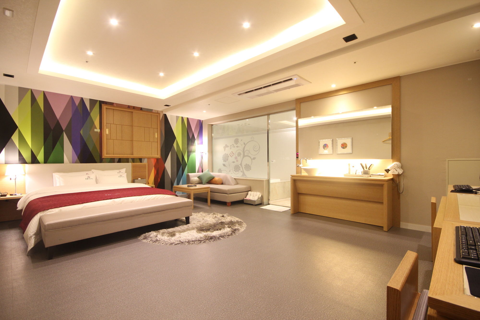Ib Hotel 3*