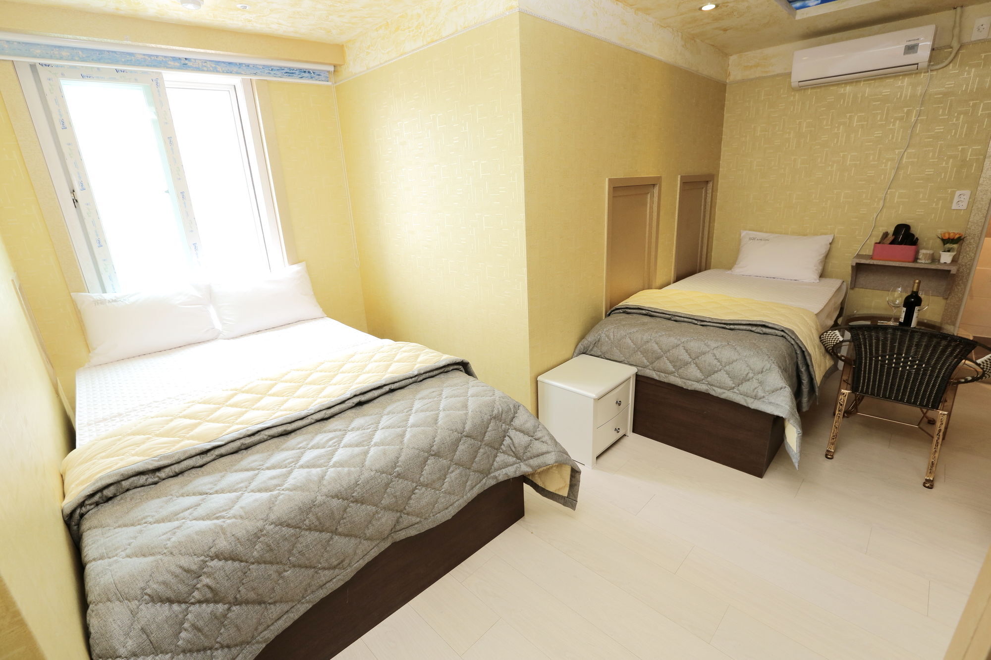 Hotel The Moon Busan