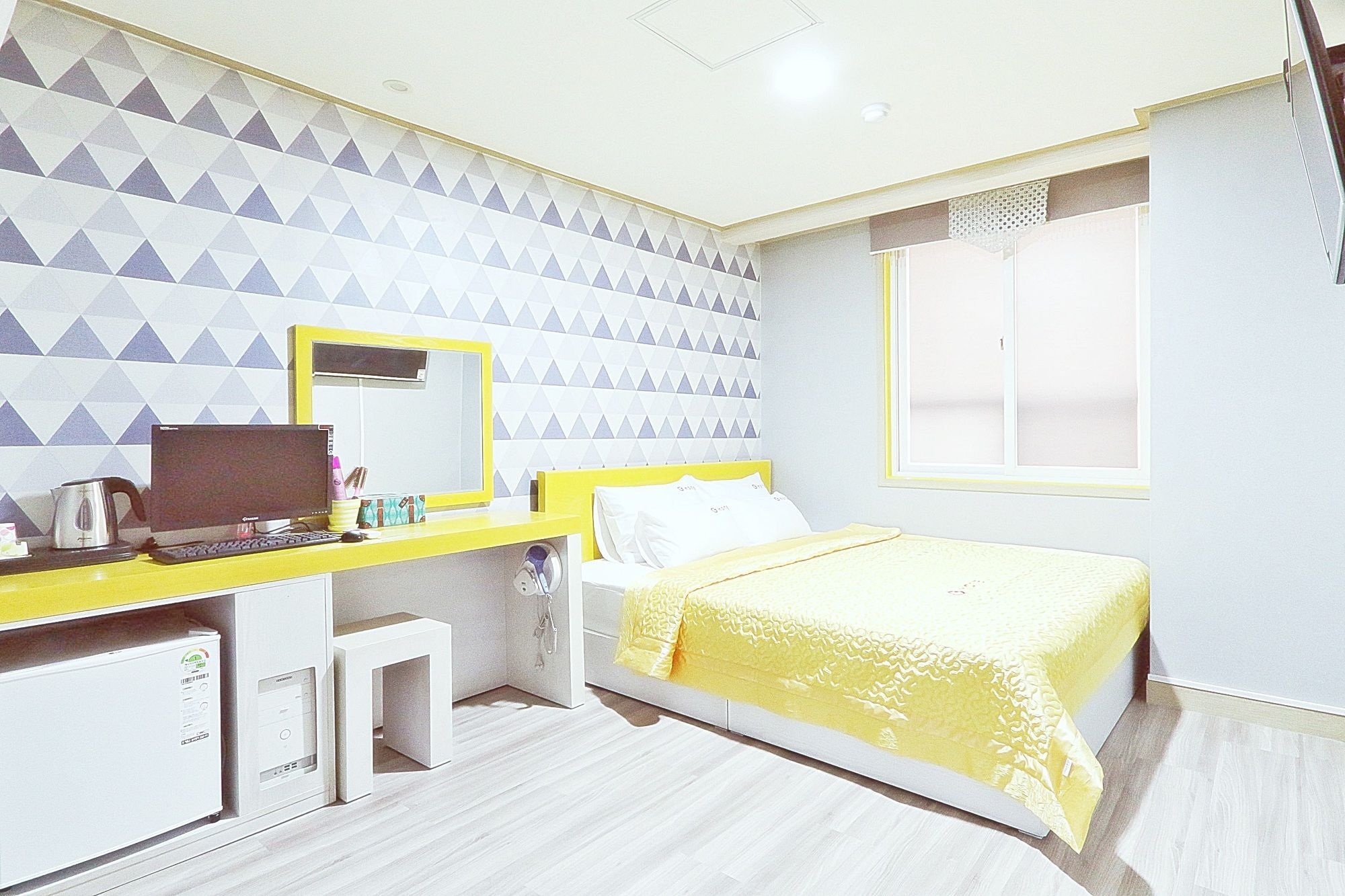 G Hotel