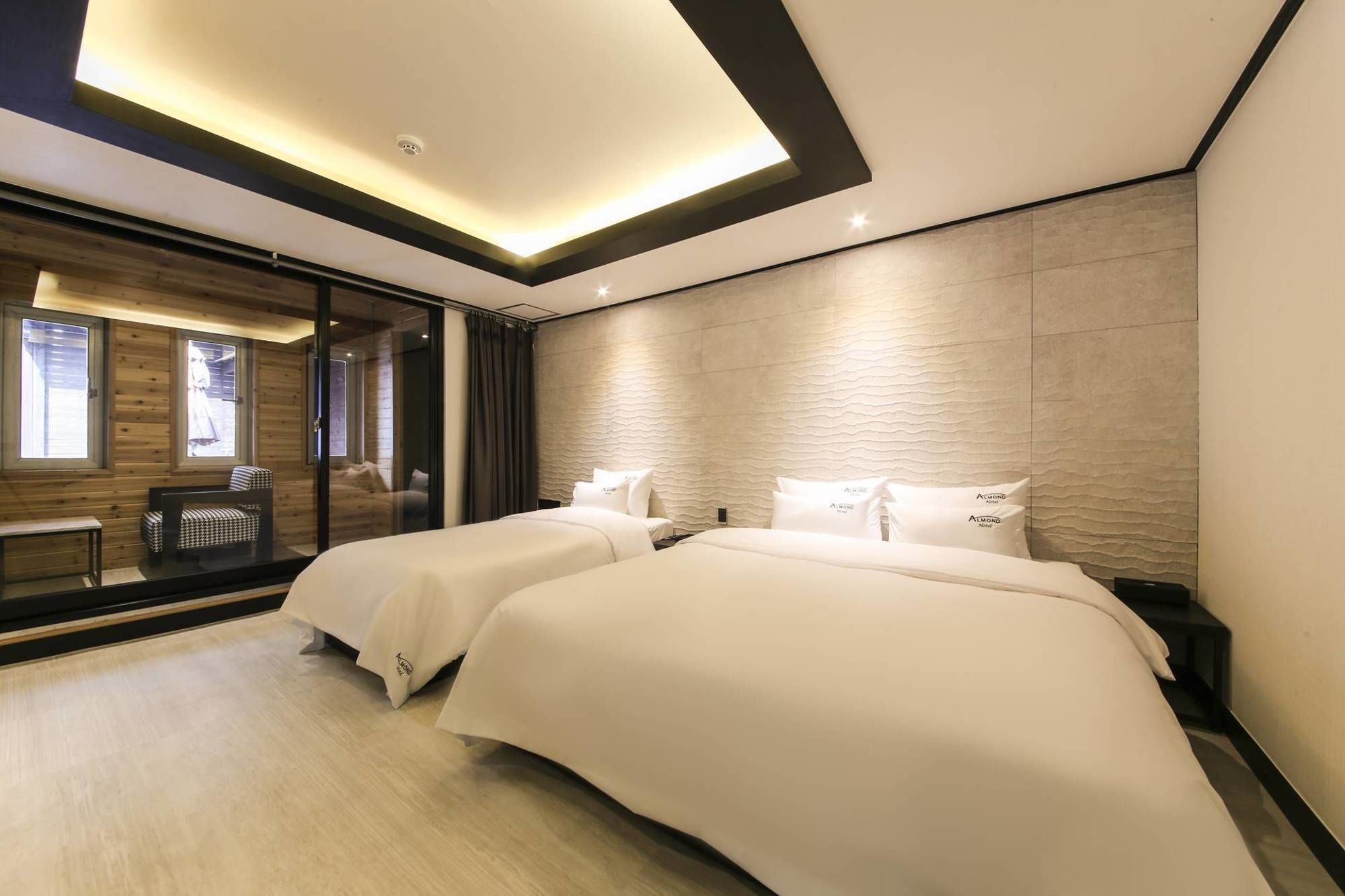 Hotel Almond Gupo Station Busan
