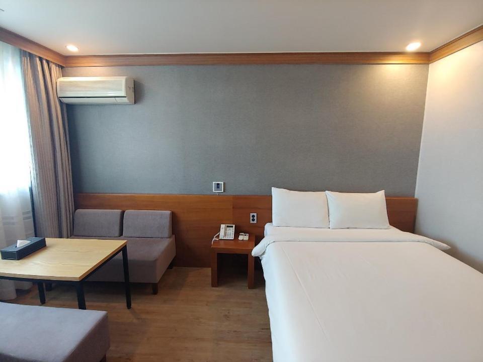 Dawn Hotel 3*