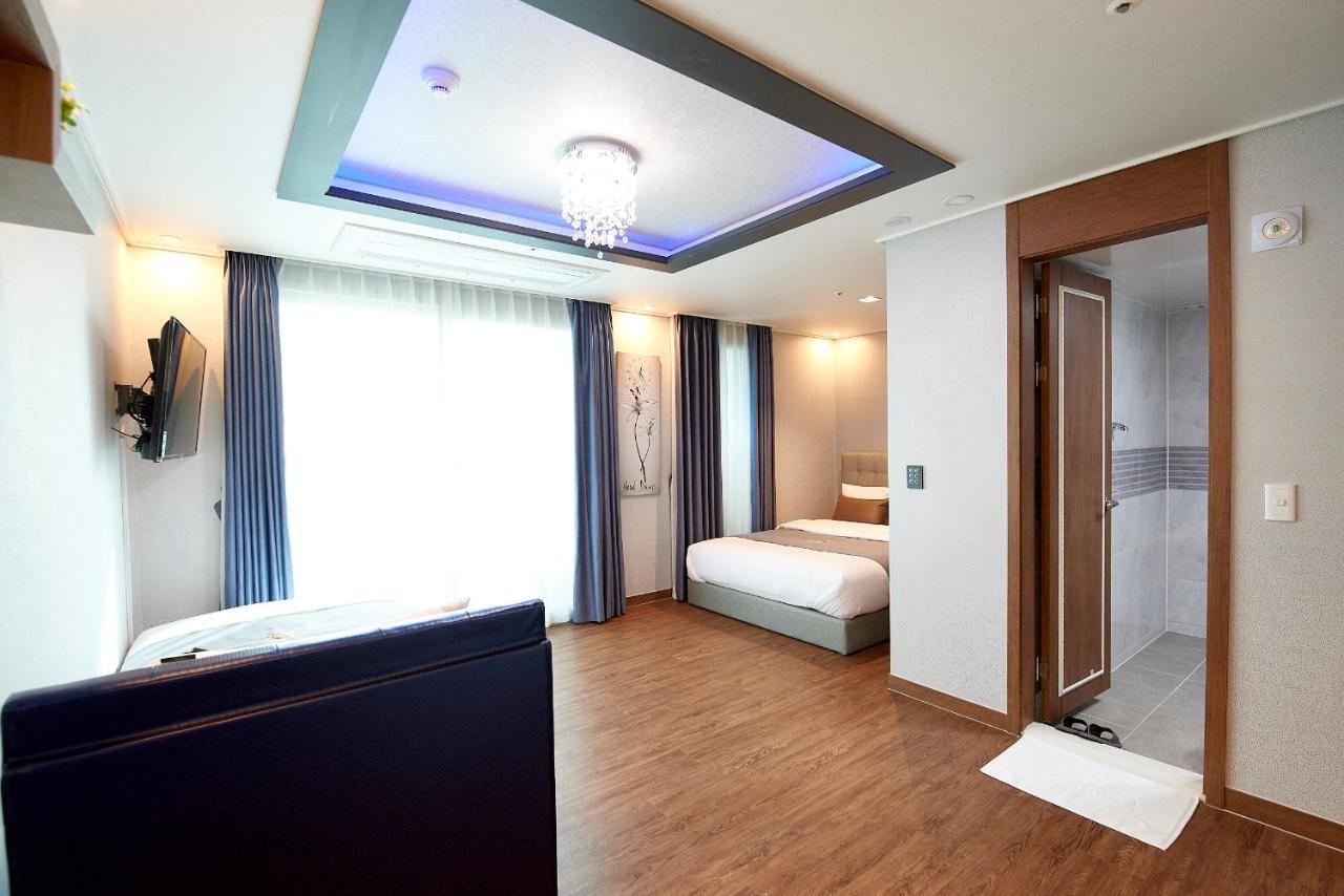 Hotel The Port