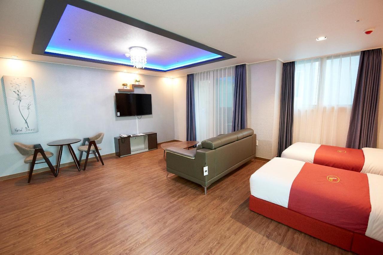 Hotel The Port
