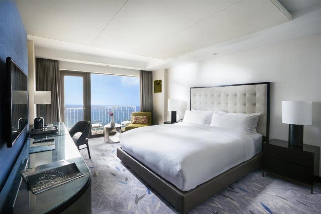 Paradise Hotel 5*